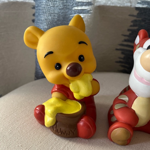 Vintage Disney Winnie the Pooh figurines set of 3, Pooh Bear, Tigger, Eeyore - Picture 2 of 6